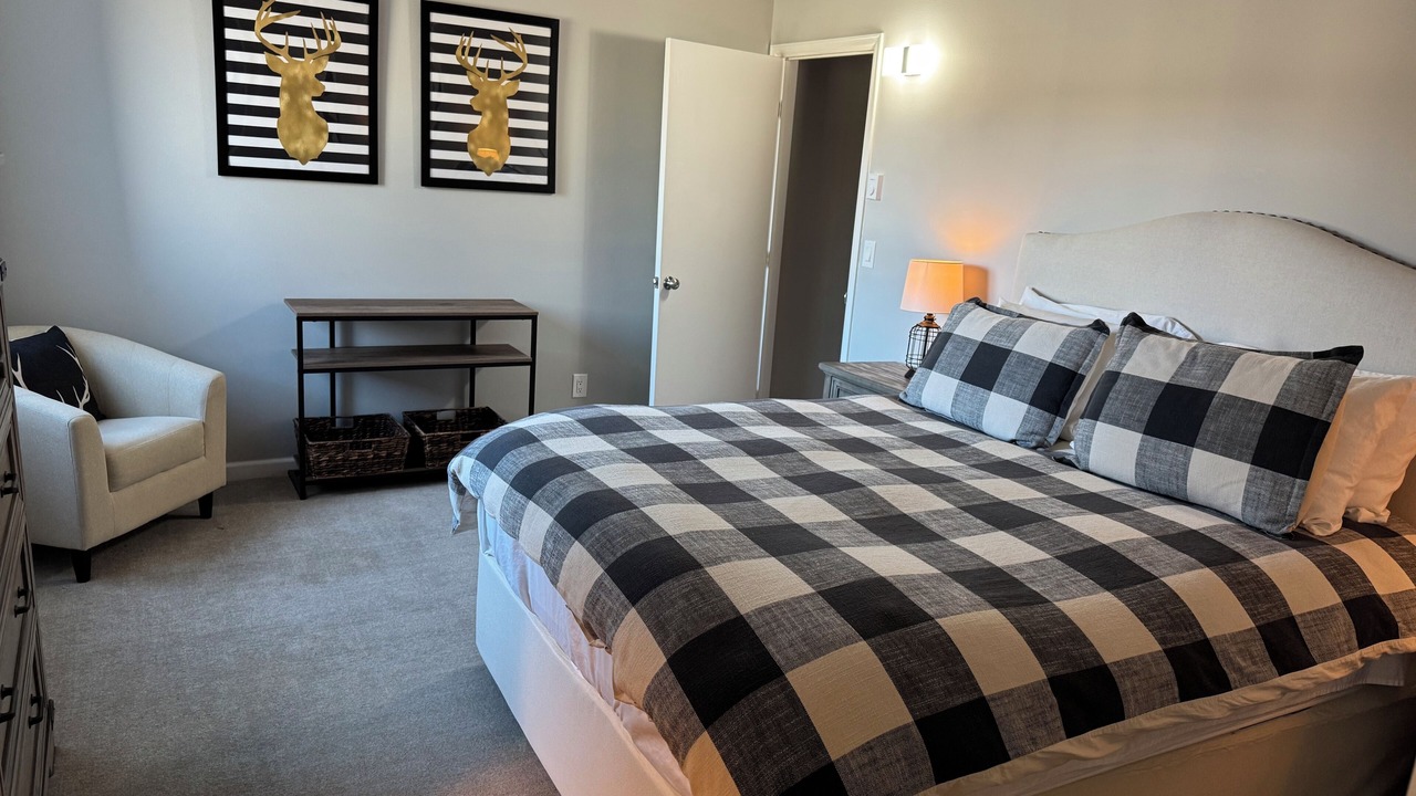Photo of Bedroom in Edwards