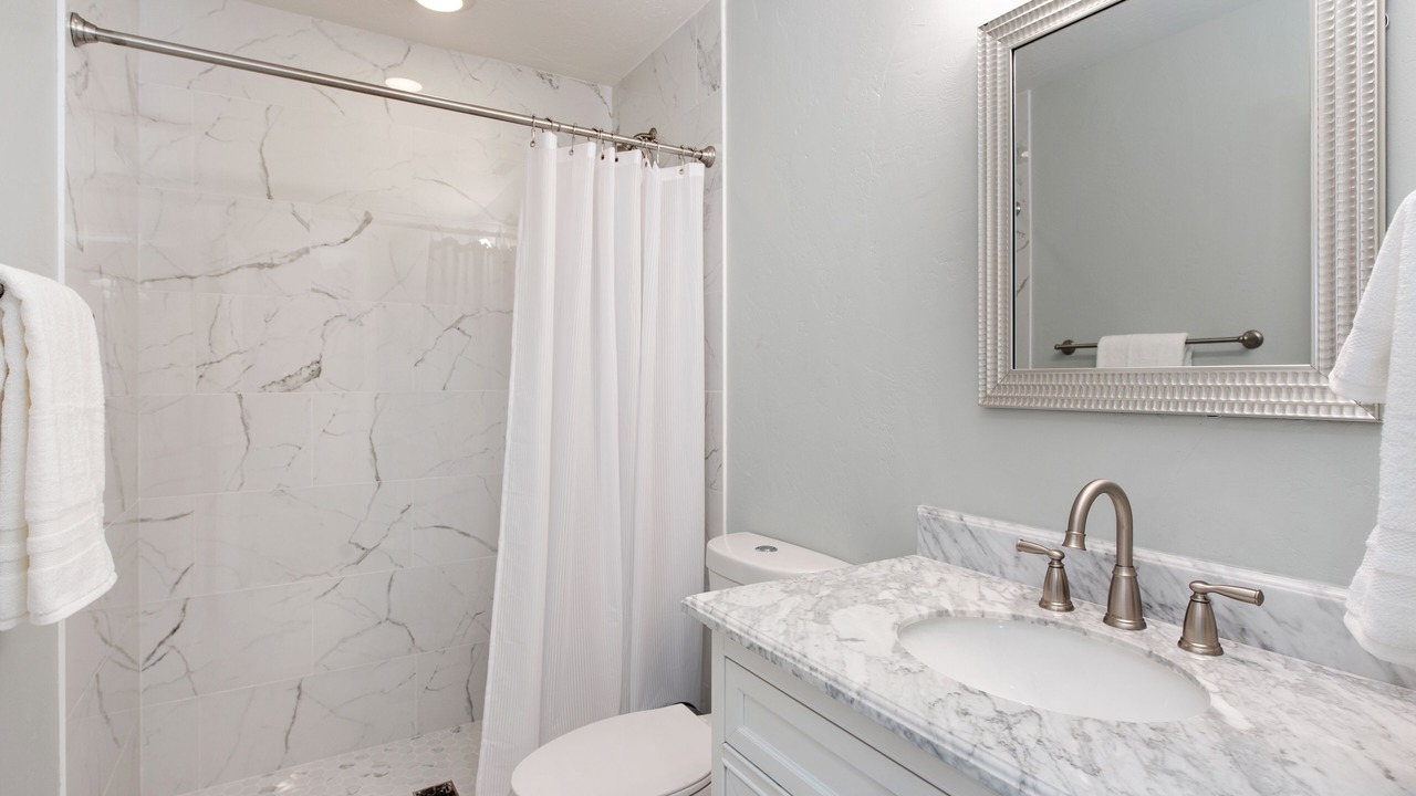 Photo of Bathroom in Basalt