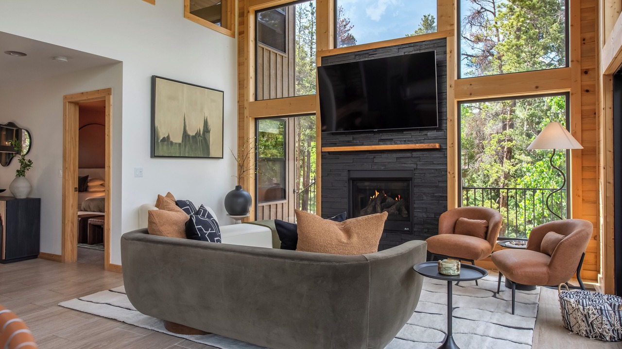 Photo of Livingroom in Black Hawk
