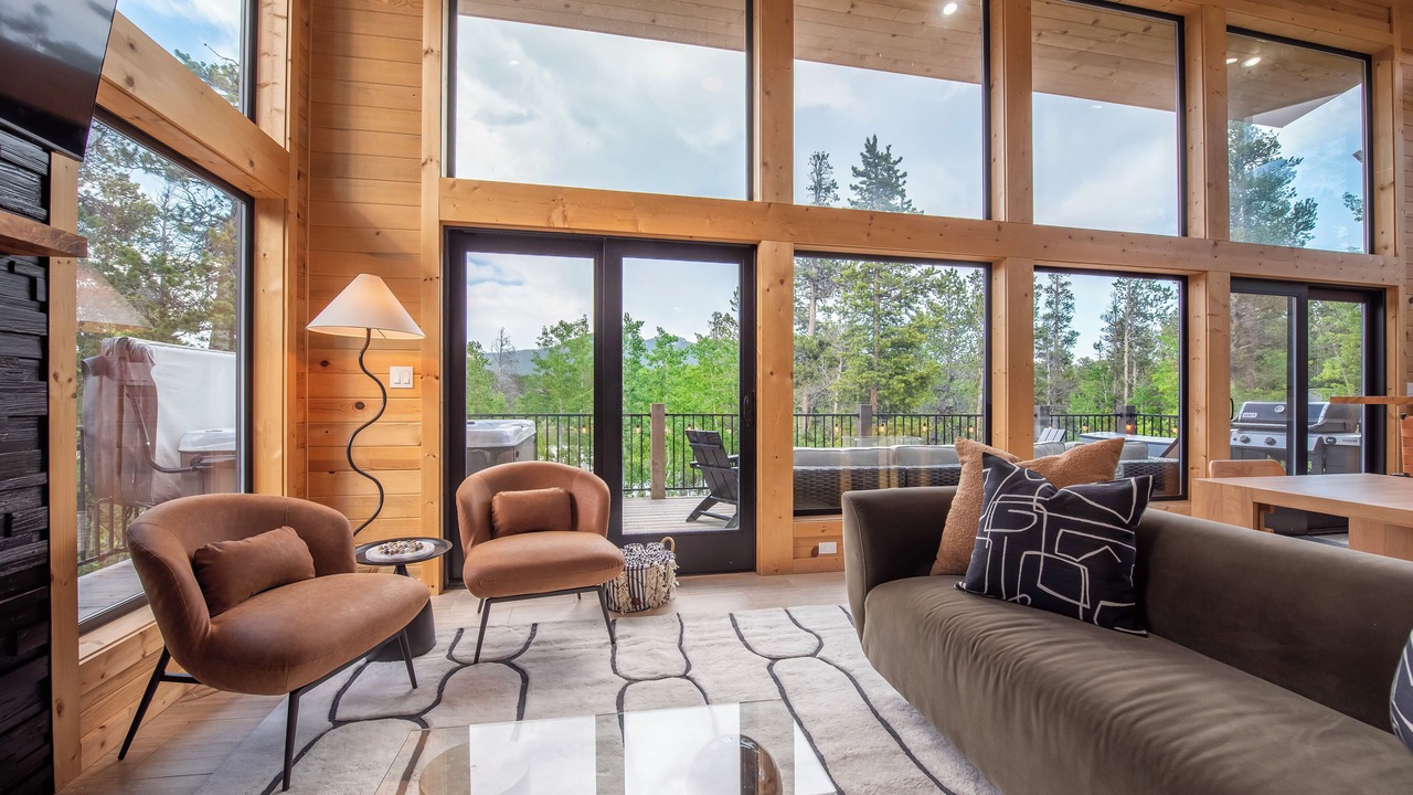 Photo of Livingroom in Black Hawk