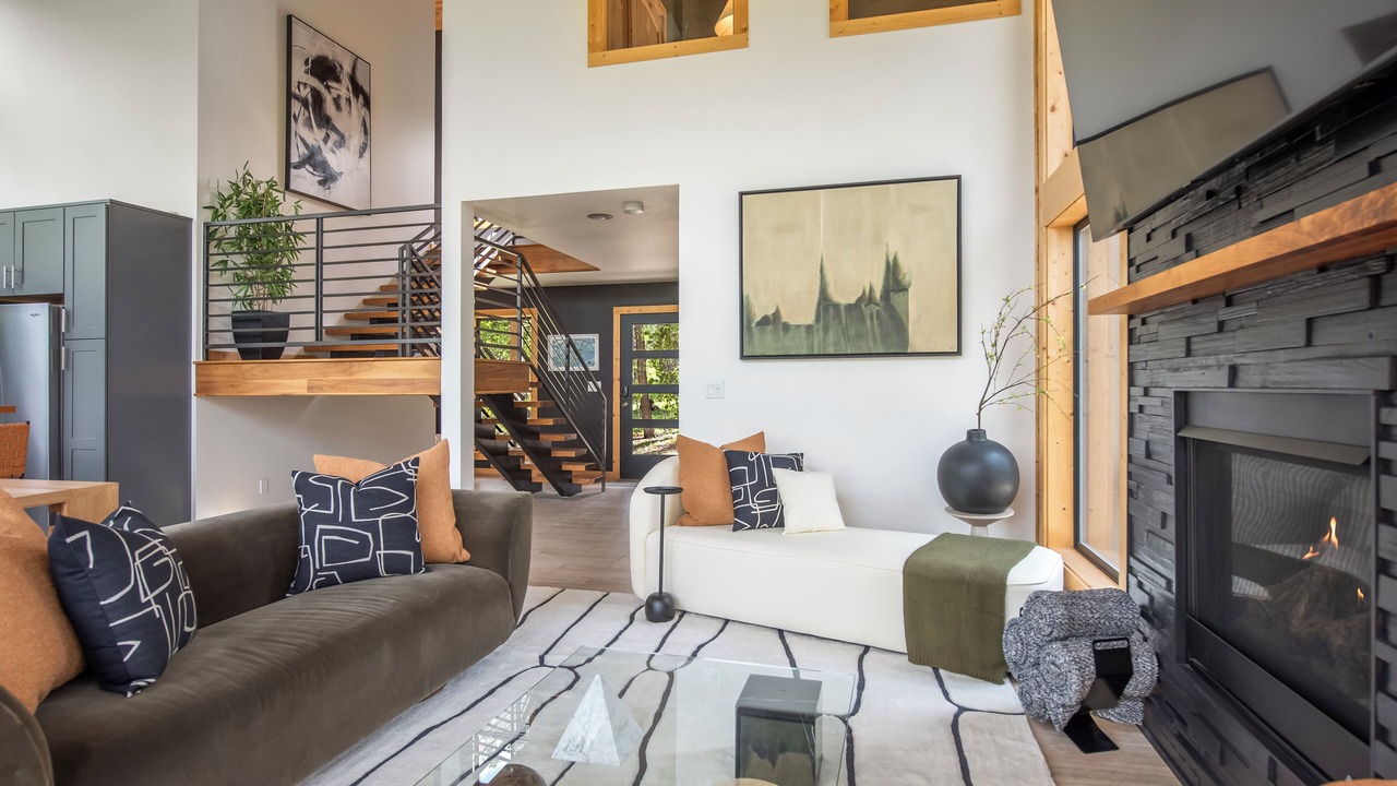 Photo of Livingroom in Black Hawk