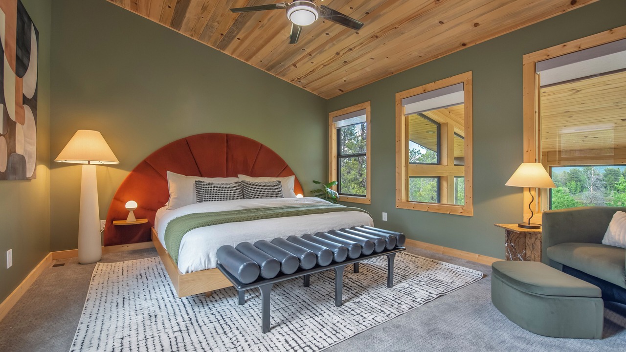 Photo of Bedroom in Black Hawk