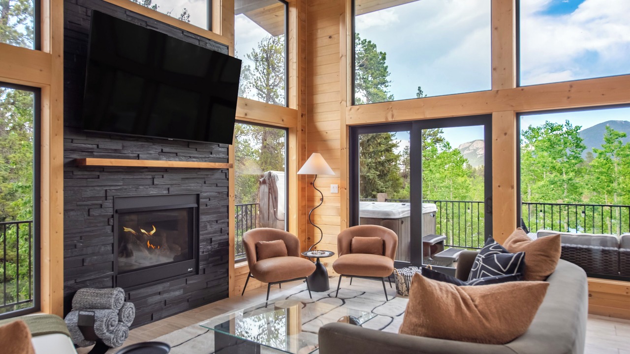 Photo of Livingroom in Black Hawk