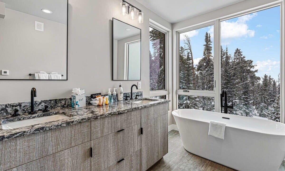 Photo of Bathroom in Woodmoor