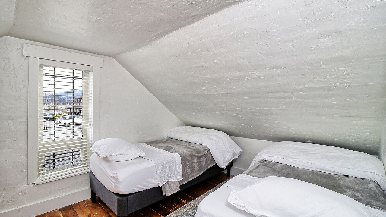 Photo of Bedroom in Mesa