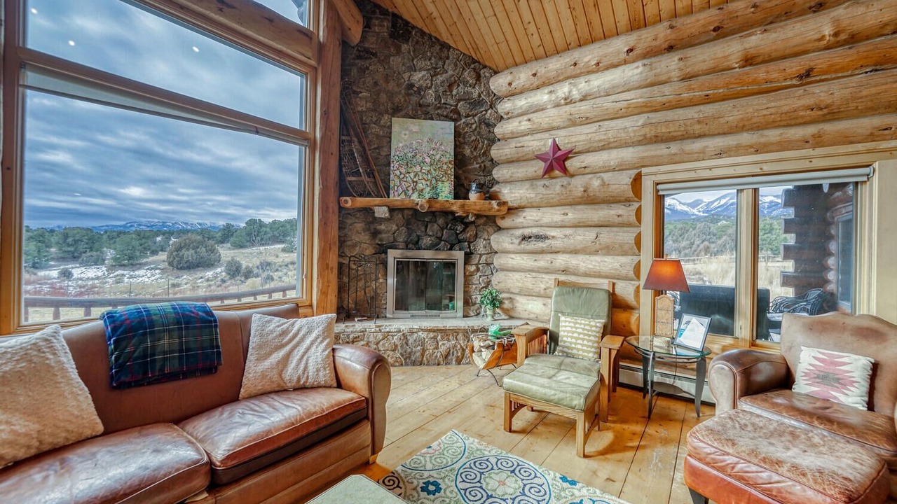 Photo of Livingroom in Salida