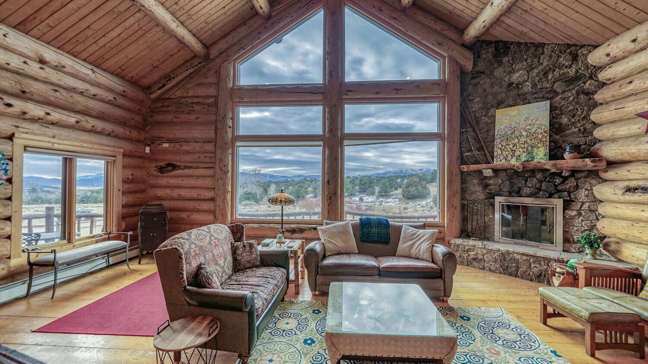 Photo of Livingroom in Salida