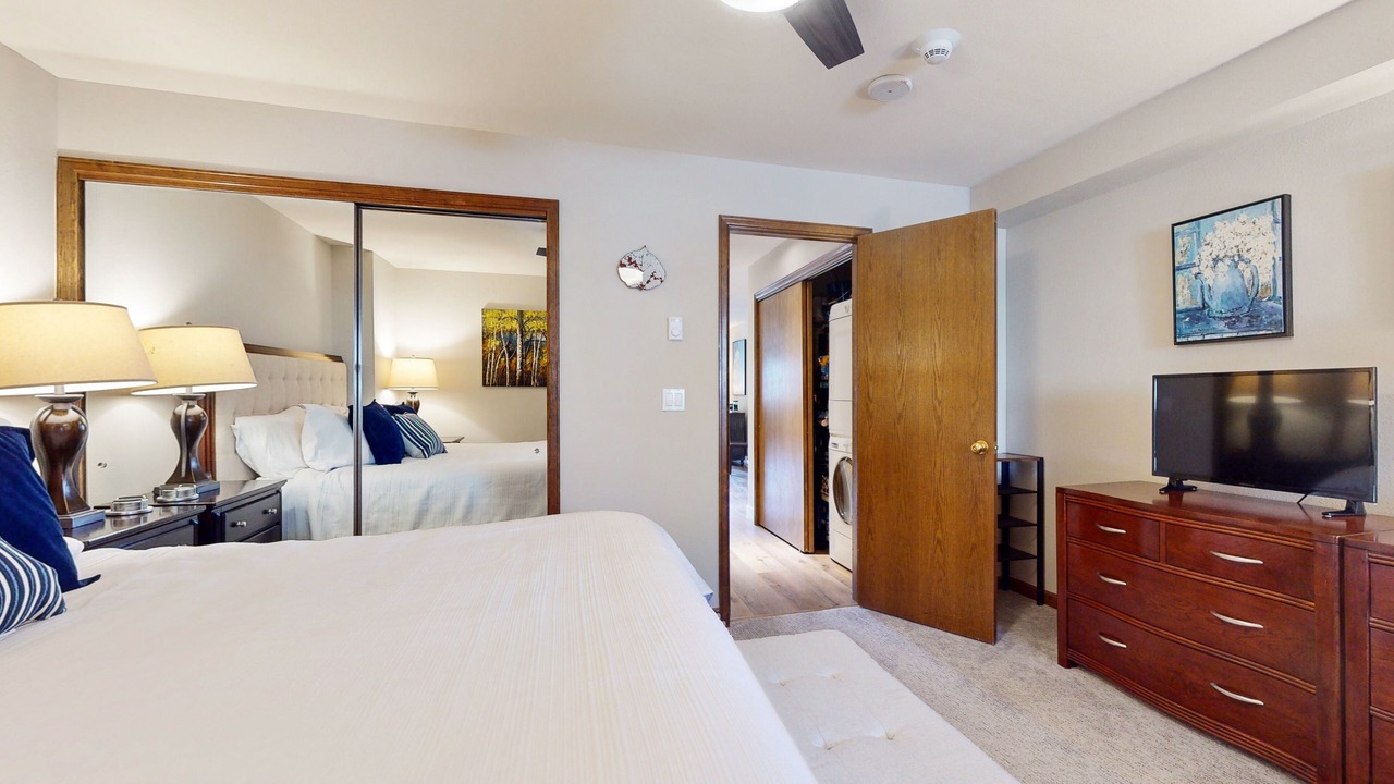 Photo of Bedroom in Avon