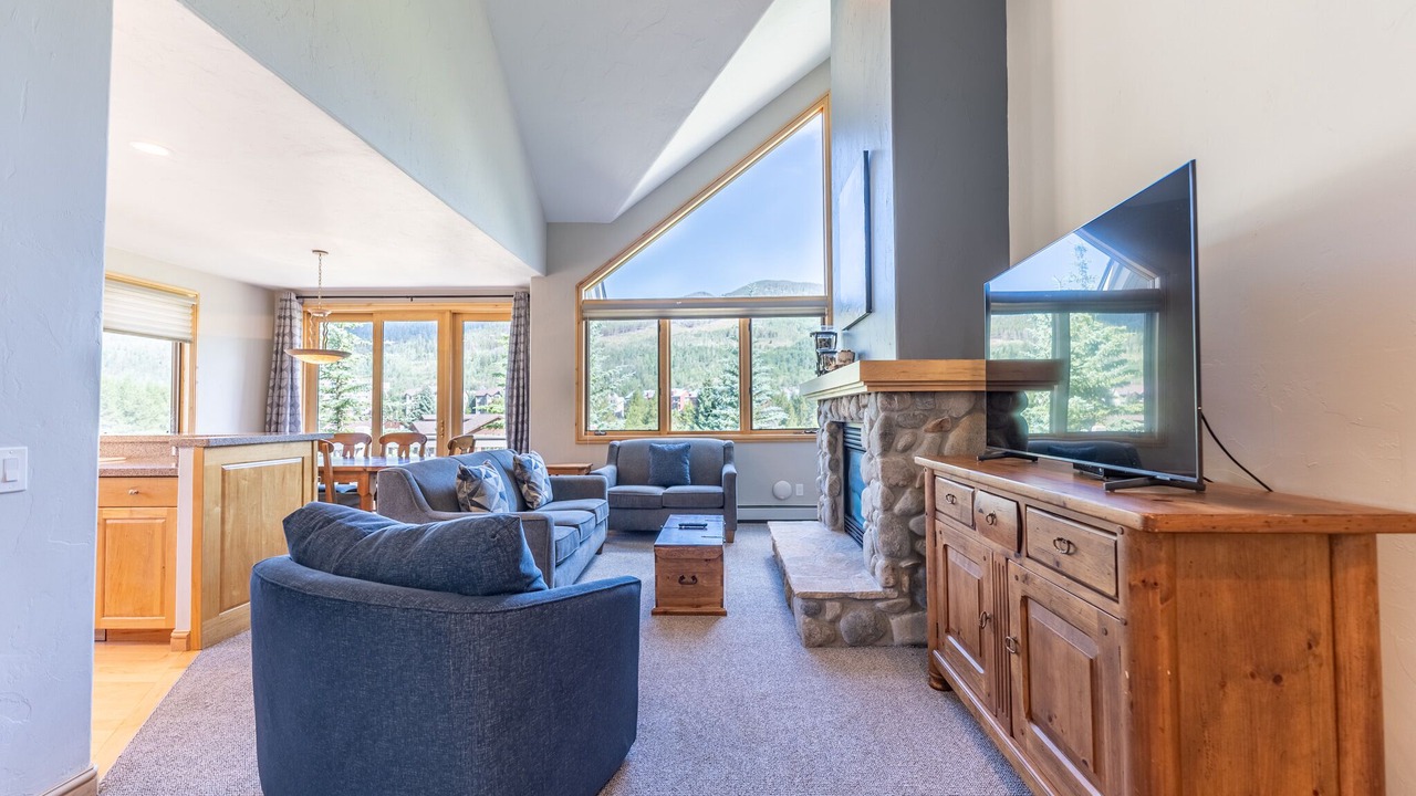 Photo of Livingroom in Mountain House