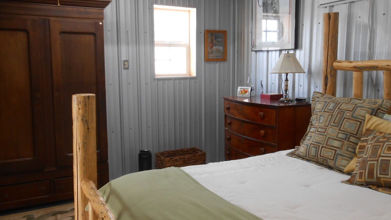 Photo of Bedroom in Gardner
