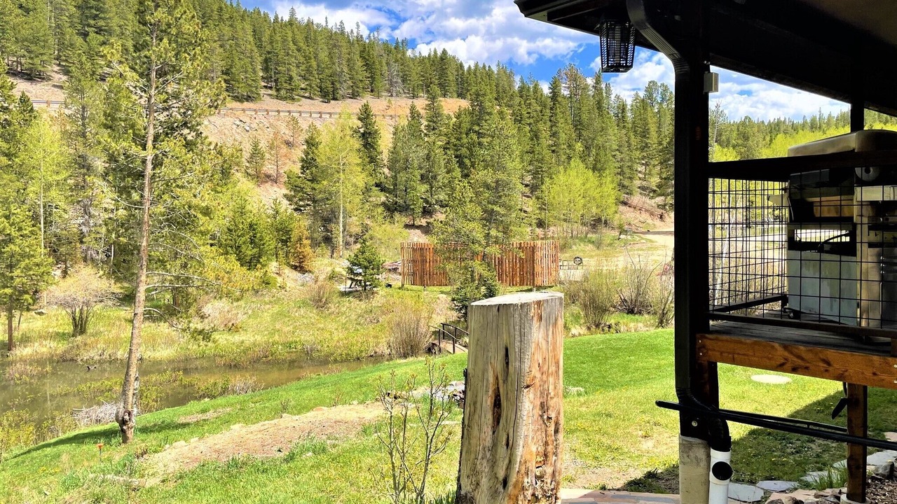 Photo of Outdoor in Black Hawk