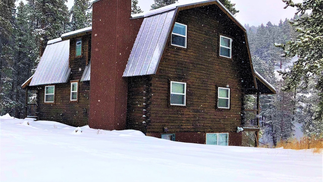 Photo of Outdoor in Black Hawk