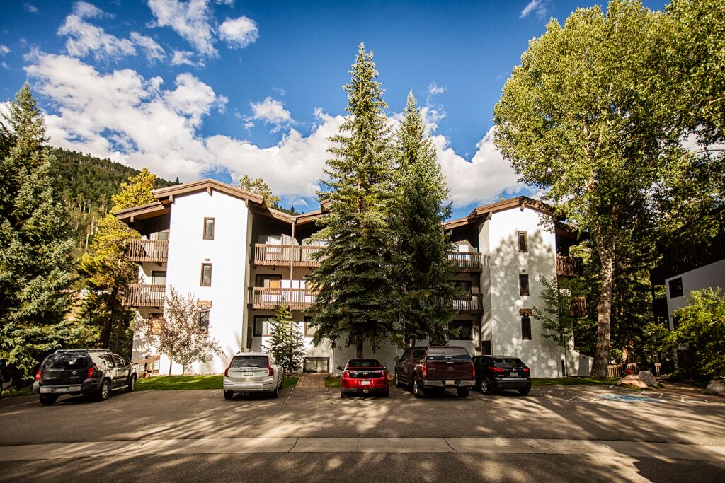 Photo of Others in Vail