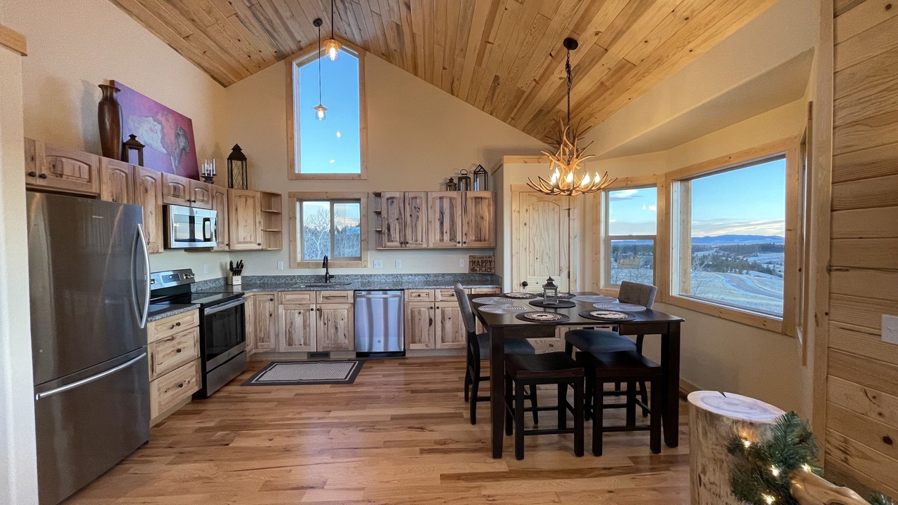 Photo of Kitchen in Indian Mountain