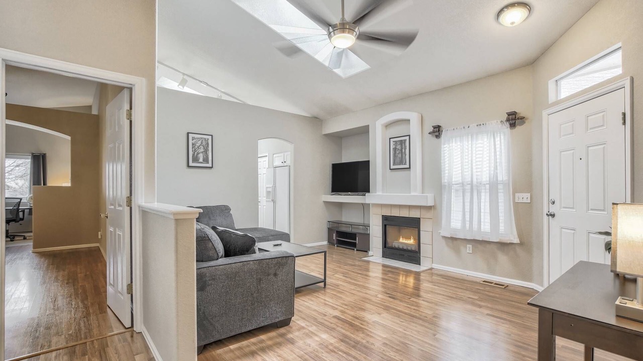 Photo of Livingroom in Cheyenne Meadows