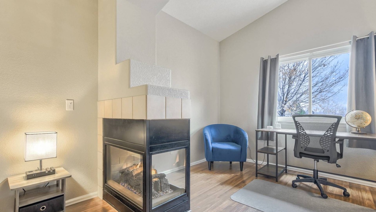 Photo of Livingroom in Cheyenne Meadows