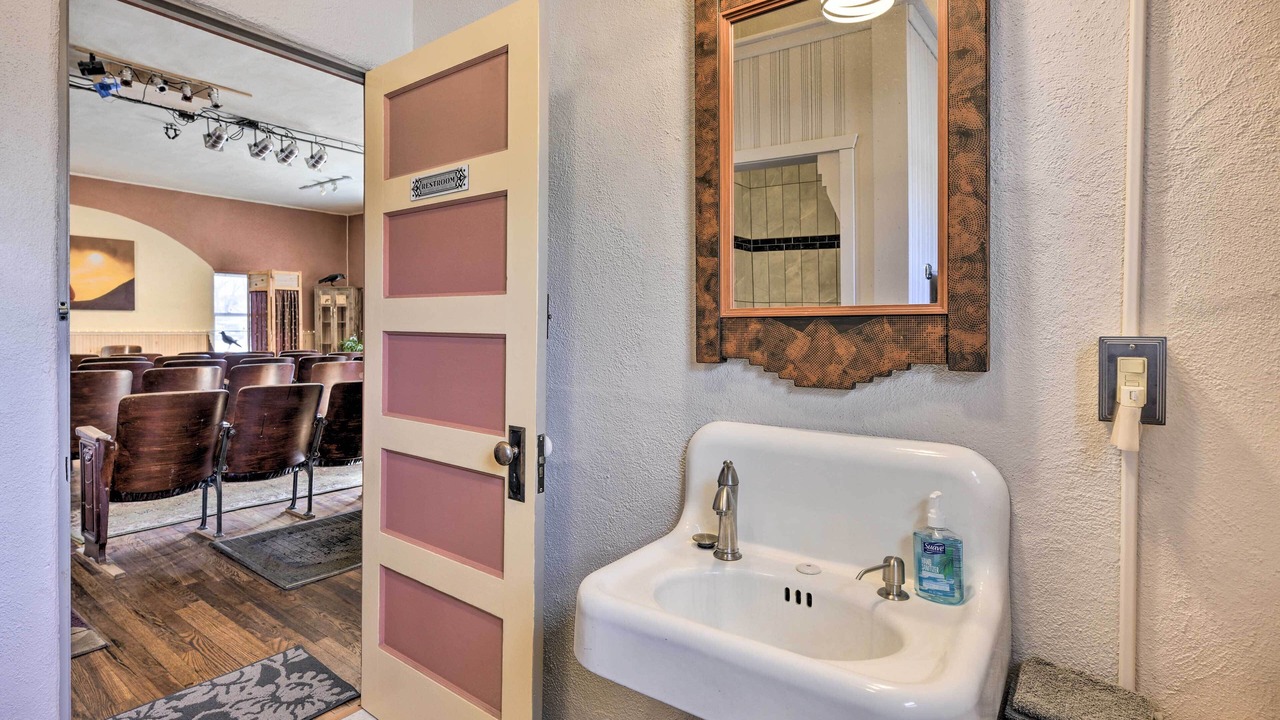 Photo of Bathroom in Del Norte