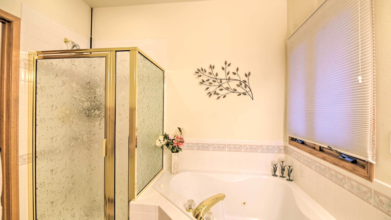 Photo of Bathroom in Loveland