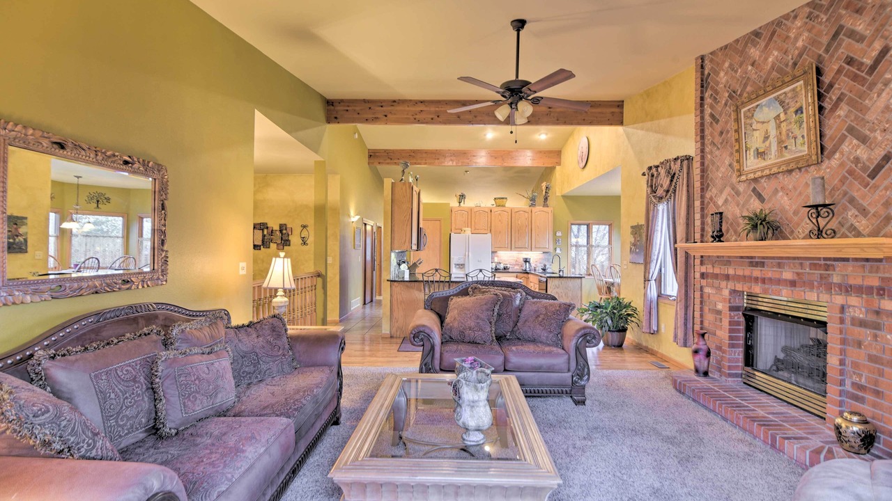 Photo of Livingroom in Loveland