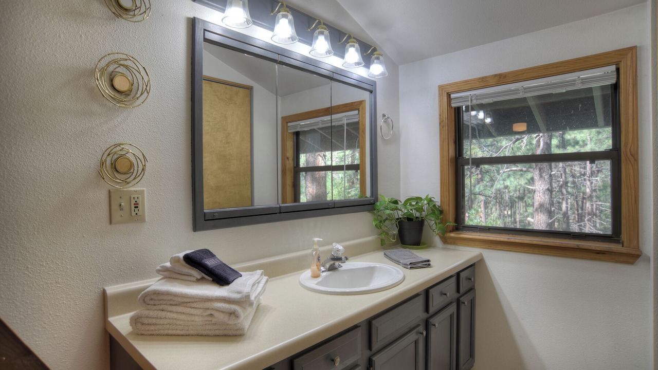 Photo of Bathroom in Forest Lakes