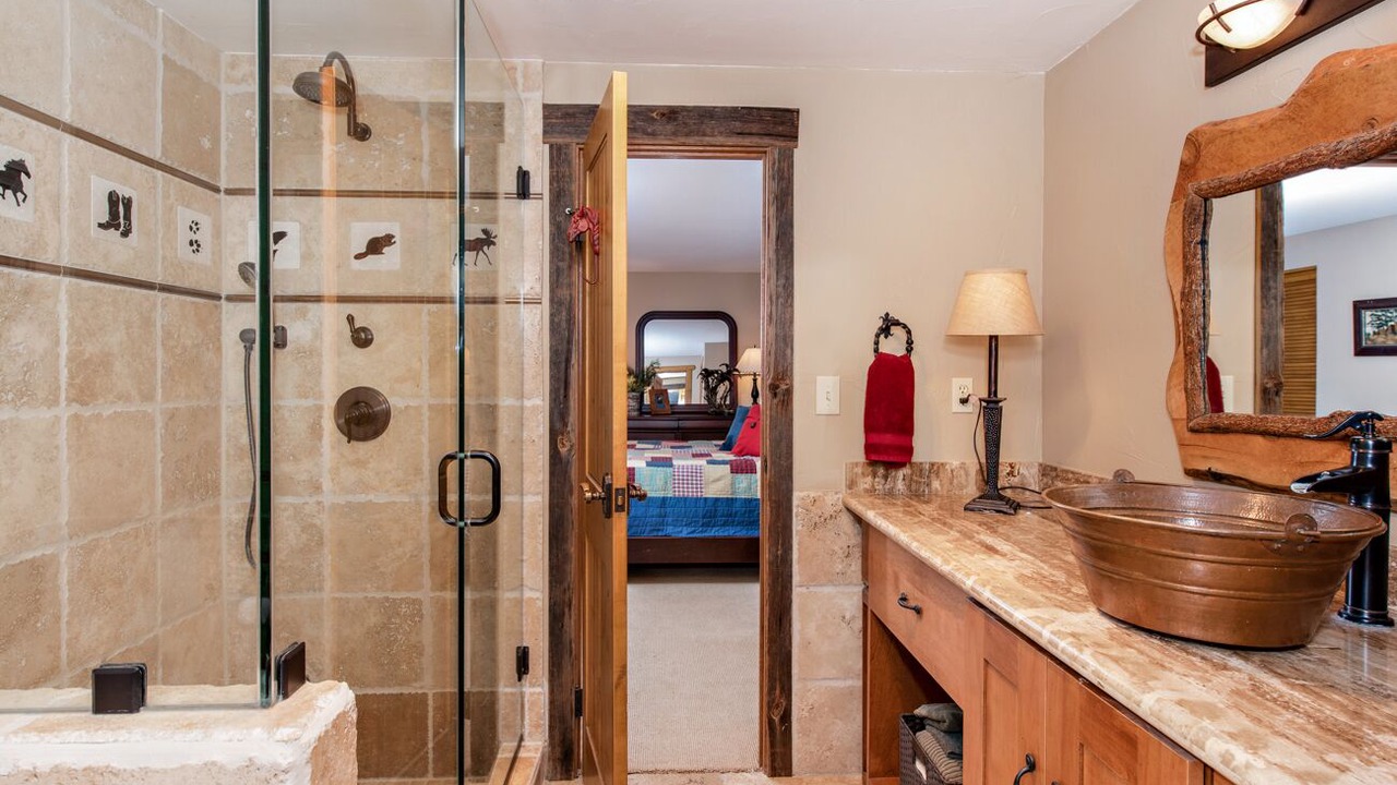 Photo of Bathroom in Carbondale