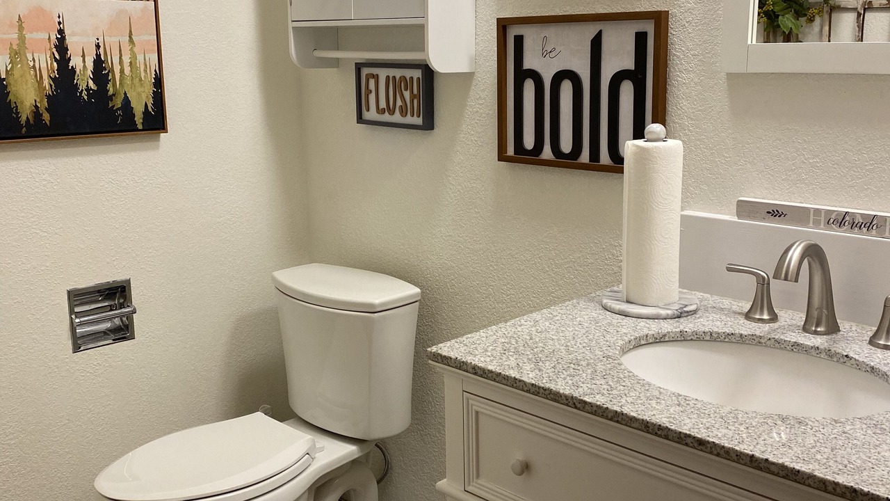 Photo of Bathroom in Ponderosa Pines