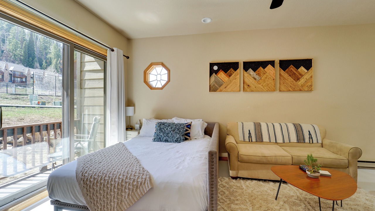 Photo of Bedroom in Purgatory