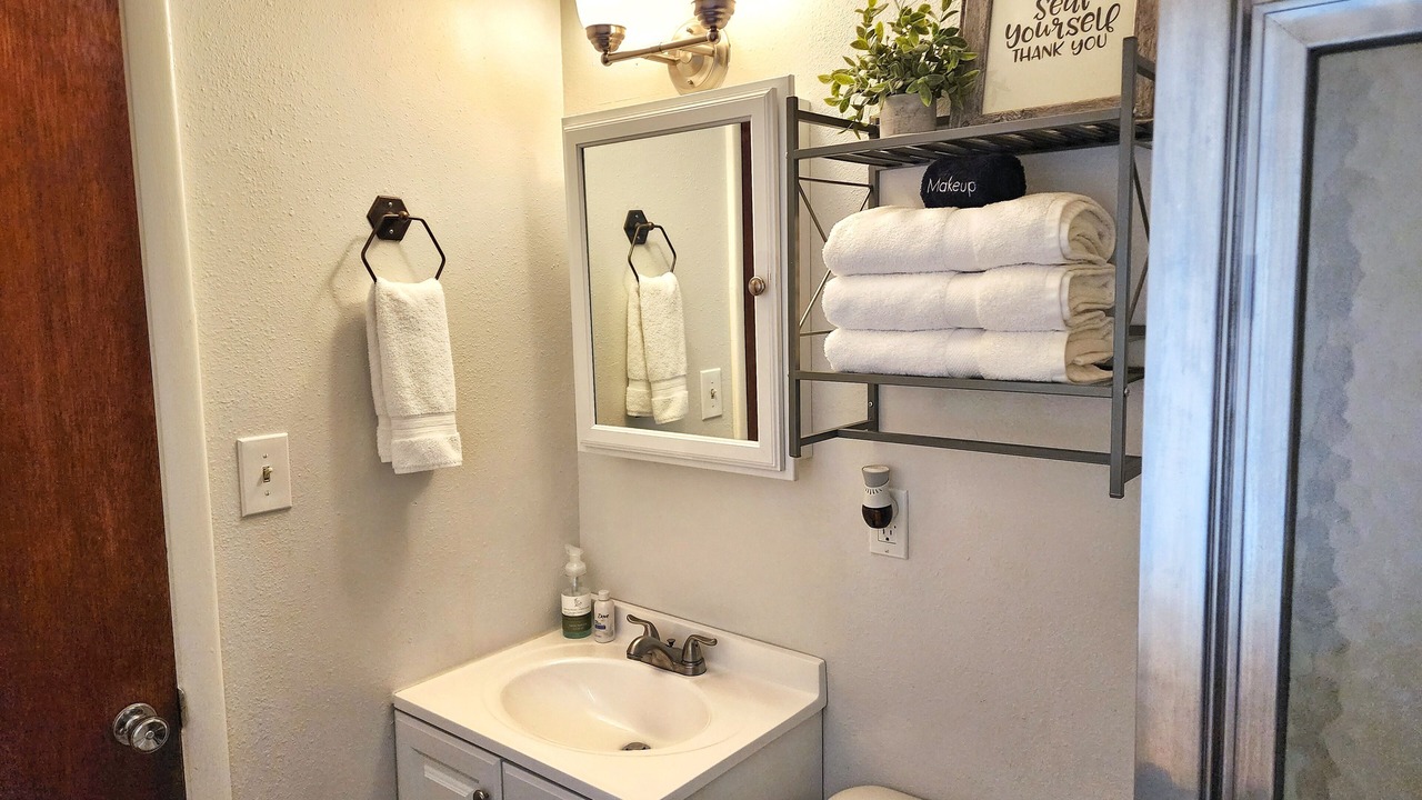 Photo of Bathroom in Pleasant Valley