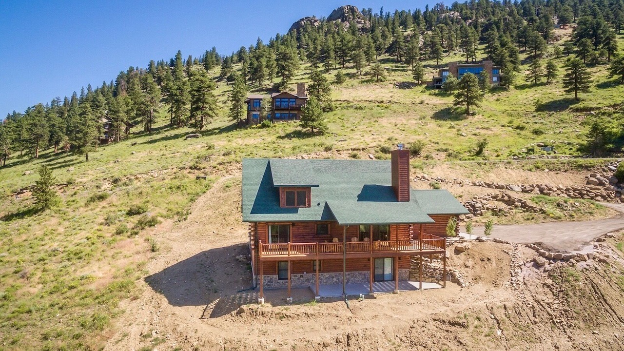 Photo of Outdoor in Windcliff Estates