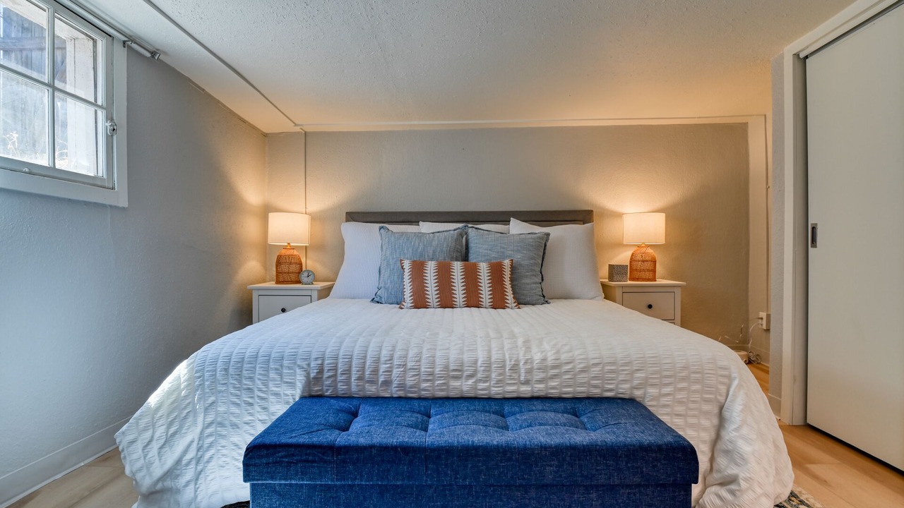 Photo of Bedroom in Old North End