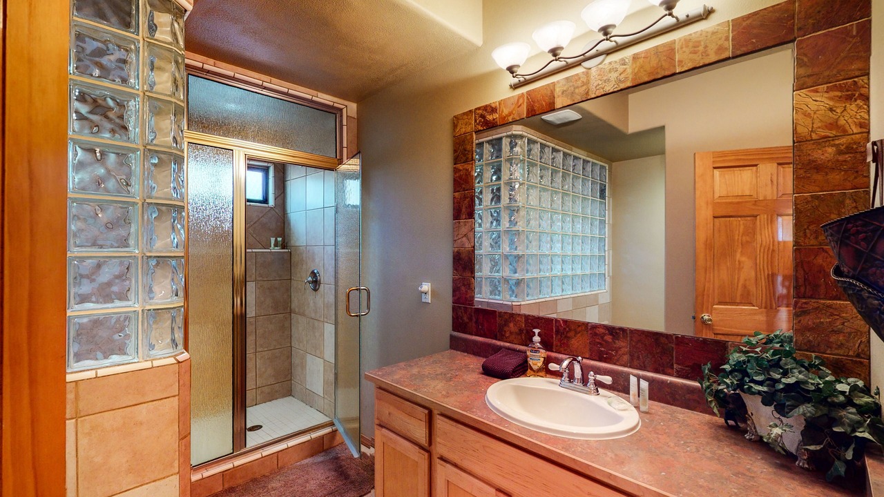Photo of Bathroom in Twin Creek Village