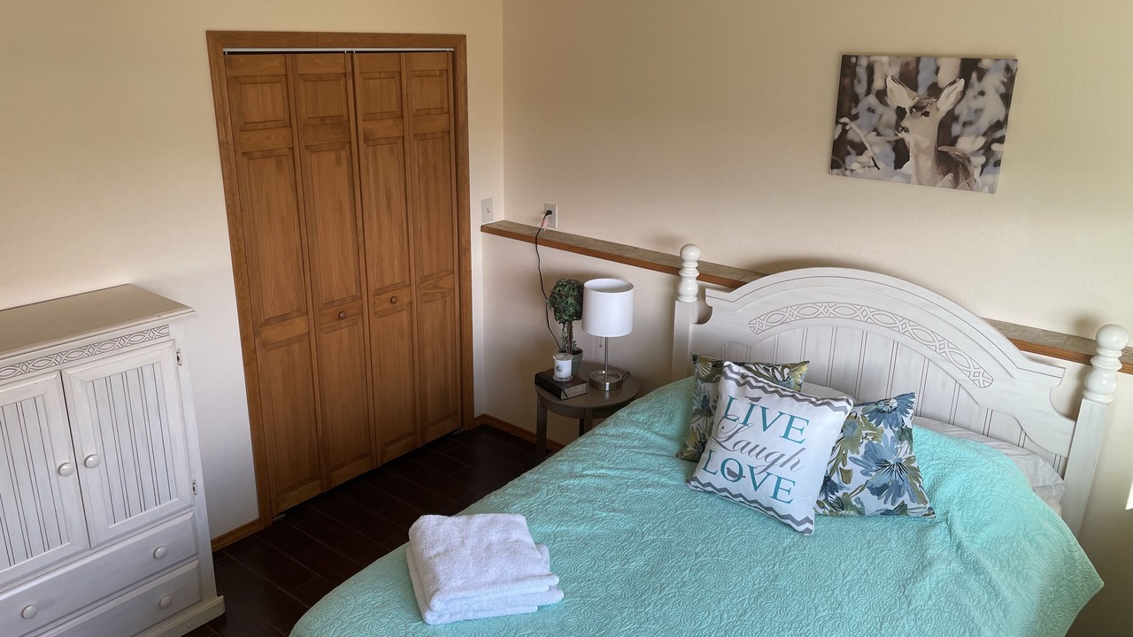 Photo of Bedroom in Divide