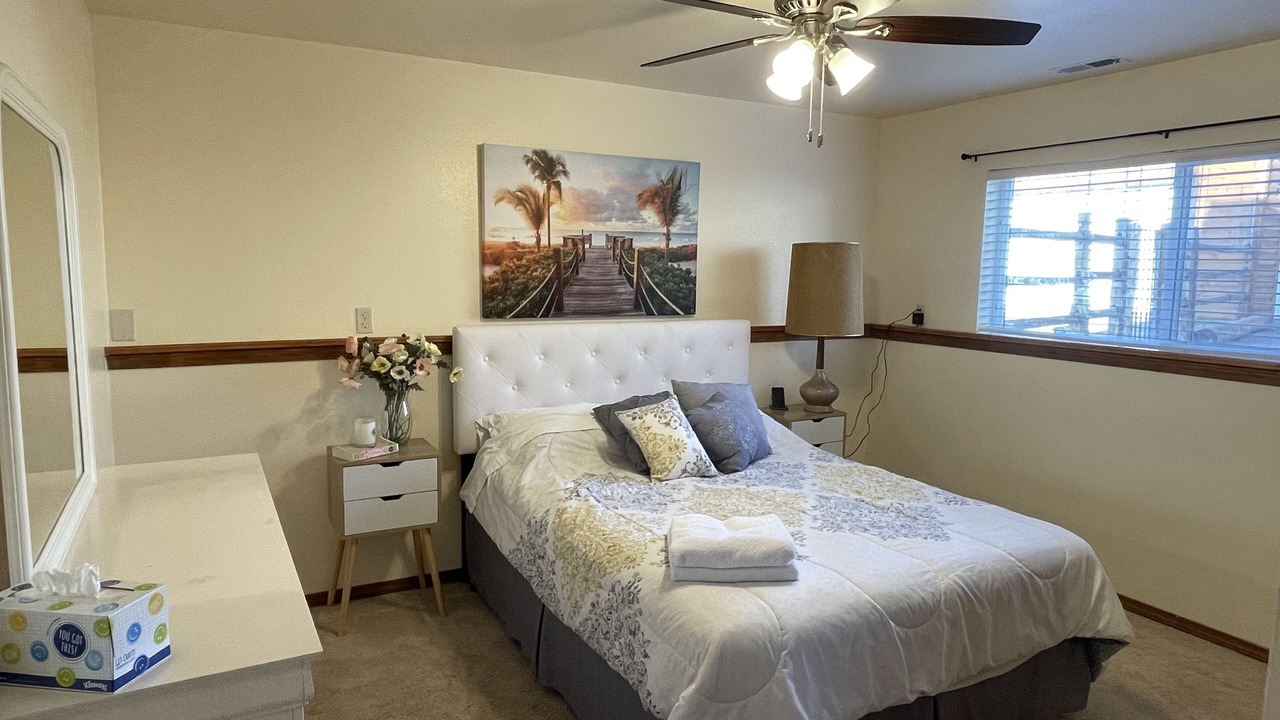 Photo of Bedroom in Divide