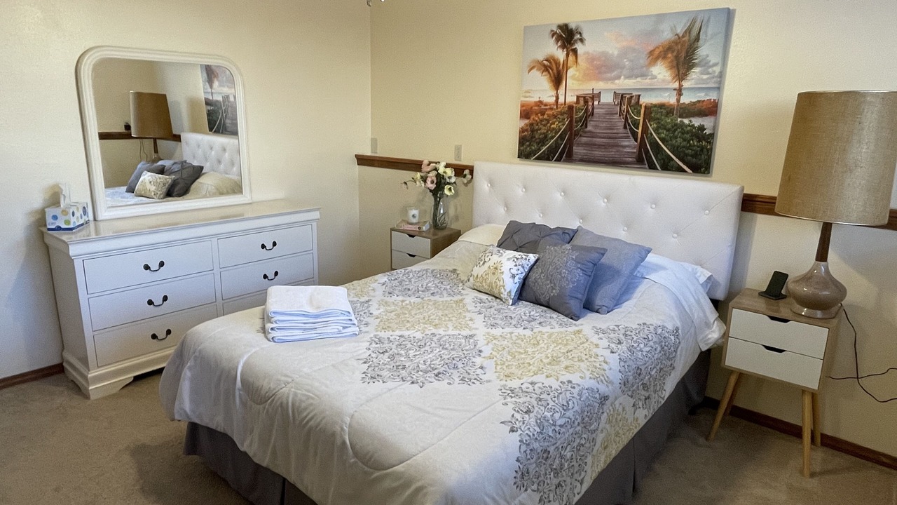 Photo of Bedroom in Divide
