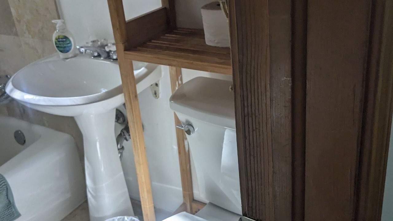 Photo of Bathroom in Golden