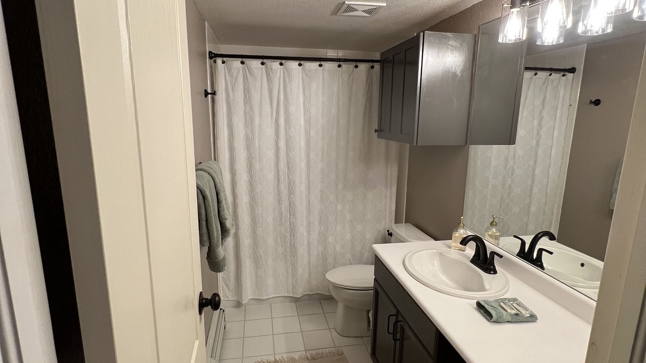 Photo of Bathroom in Edwards