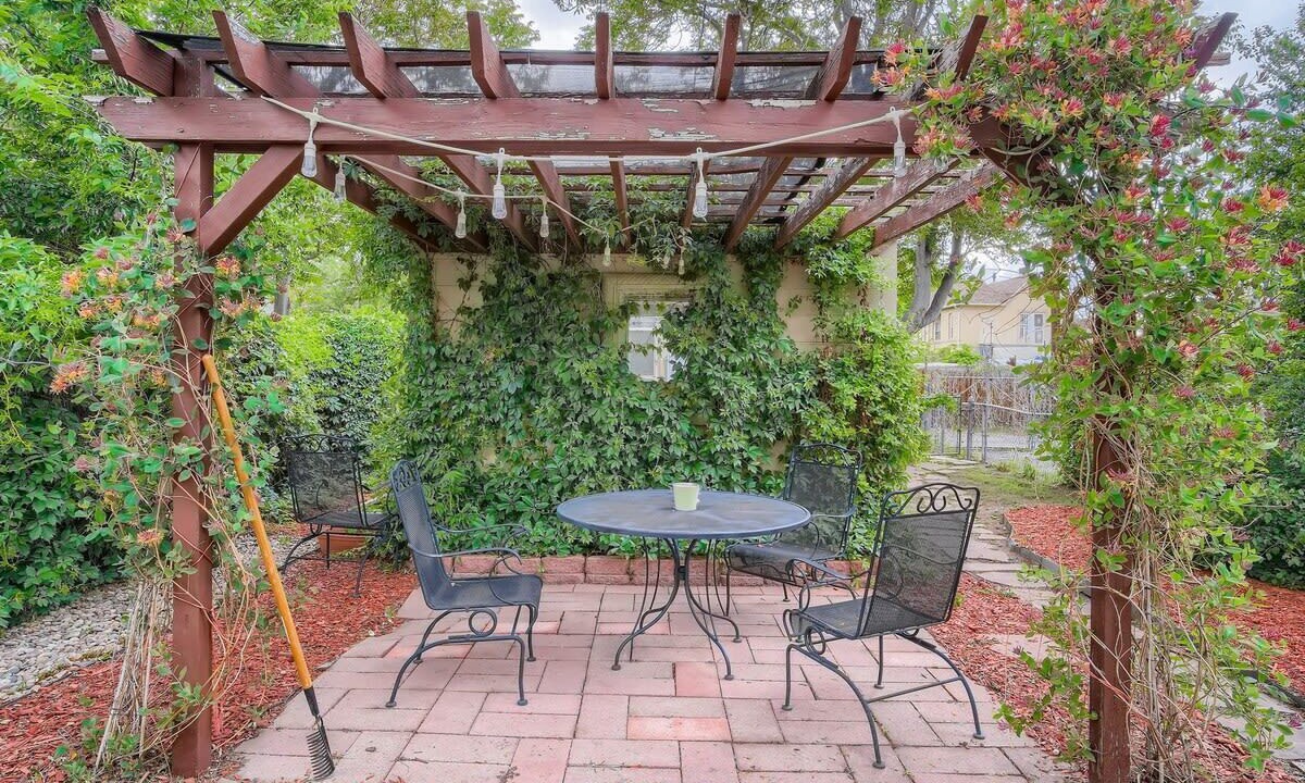 Photo of Outdoor in Lincoln Park