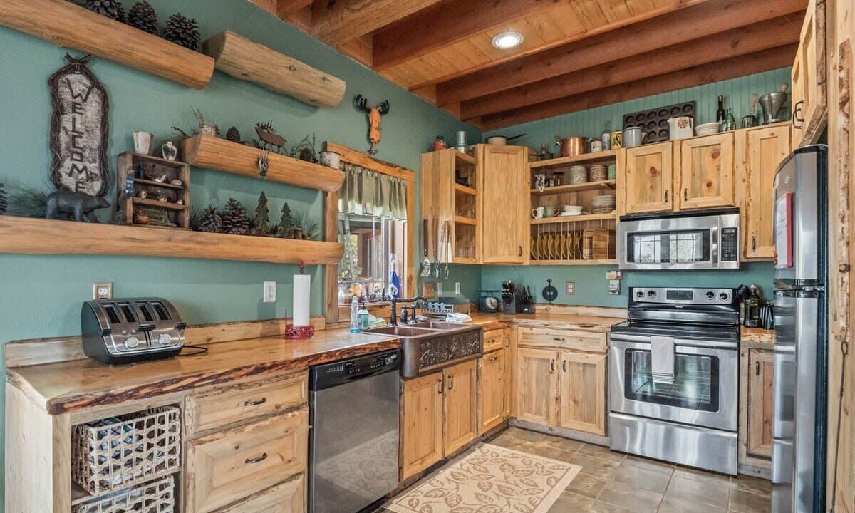 Photo of Kitchen in Twin Lakes