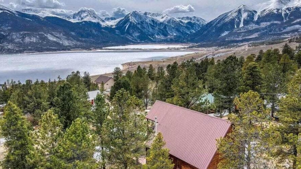 Photo of Others in Twin Lakes