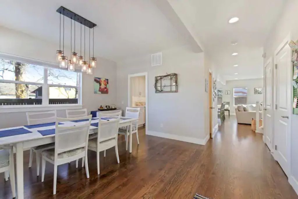 Photo of Livingroom in Berkeley