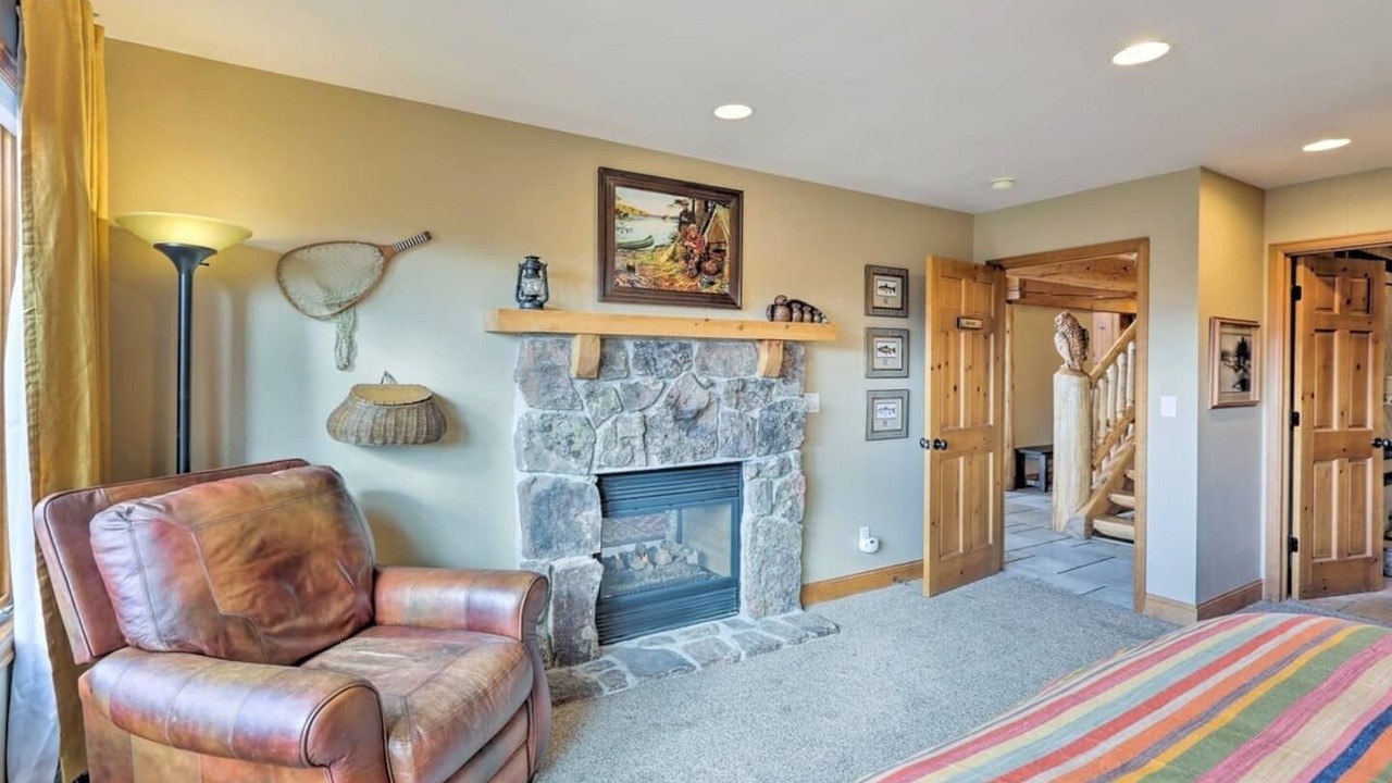 Photo of Livingroom in Fraser