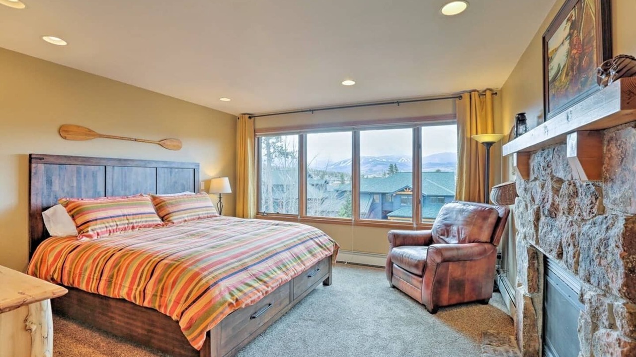 Photo of Livingroom in Fraser