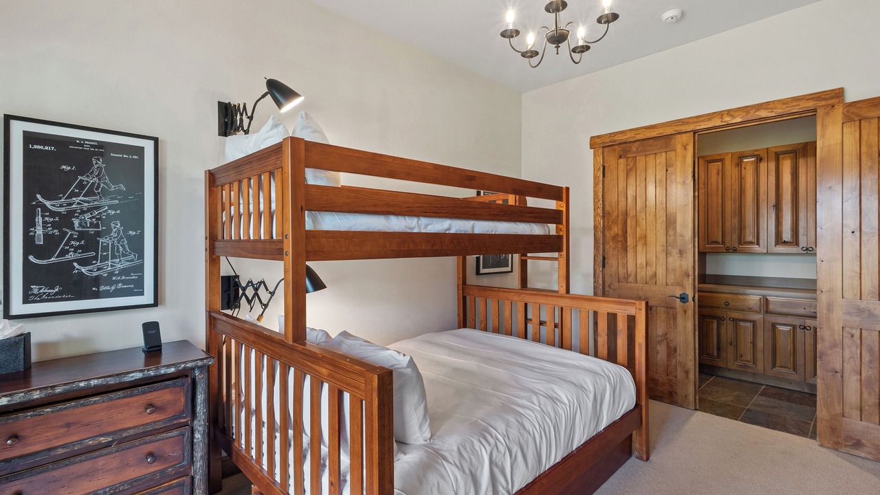 Photo of Bedroom in Mountain Village