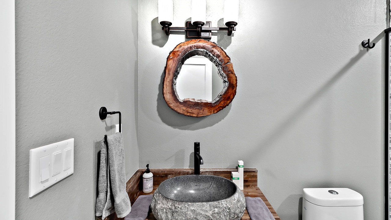 Photo of Bathroom in Skyland