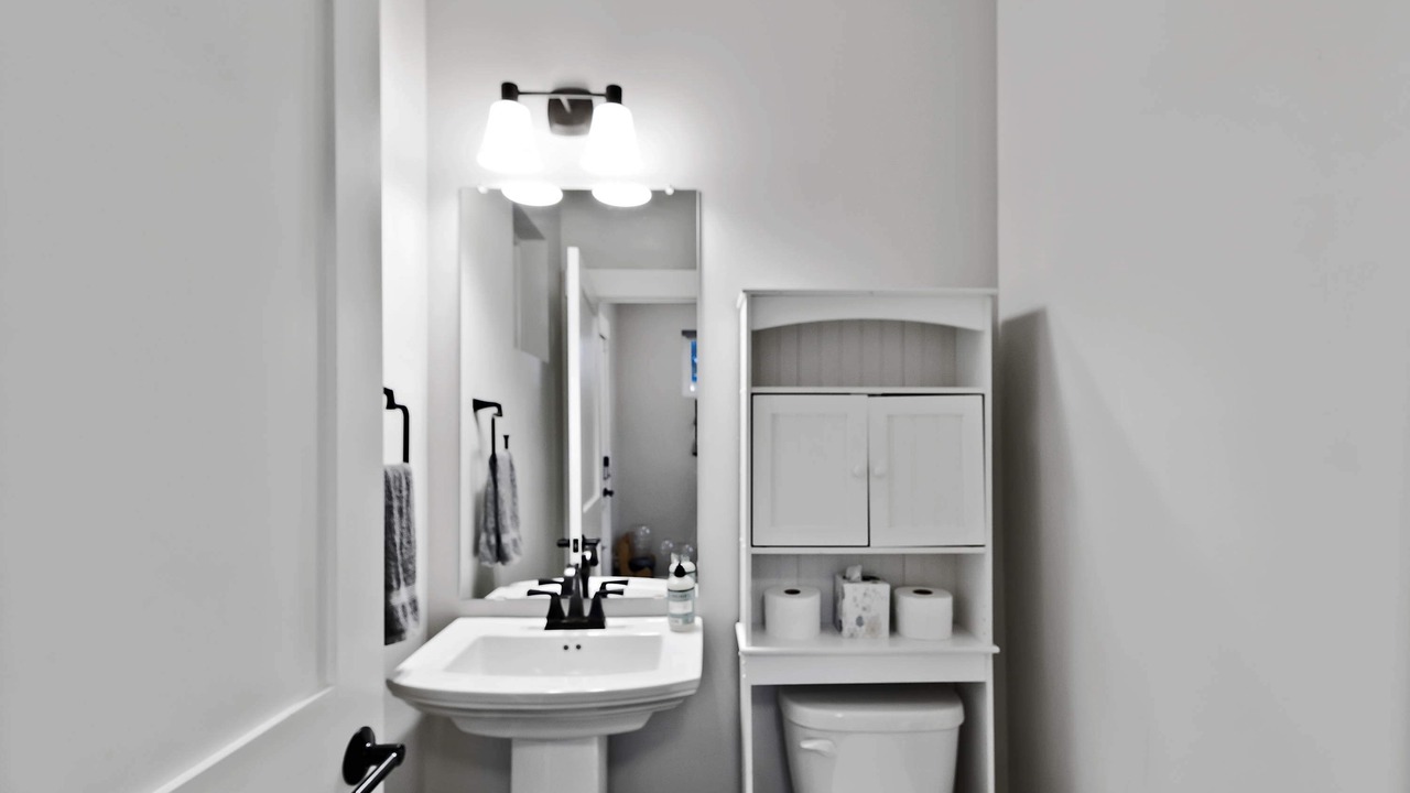 Photo of Bathroom in Skyland