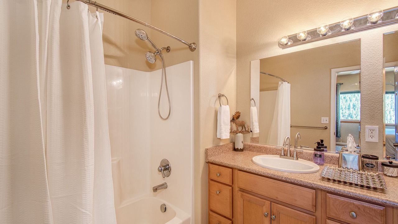 Photo of Bathroom in Bailey