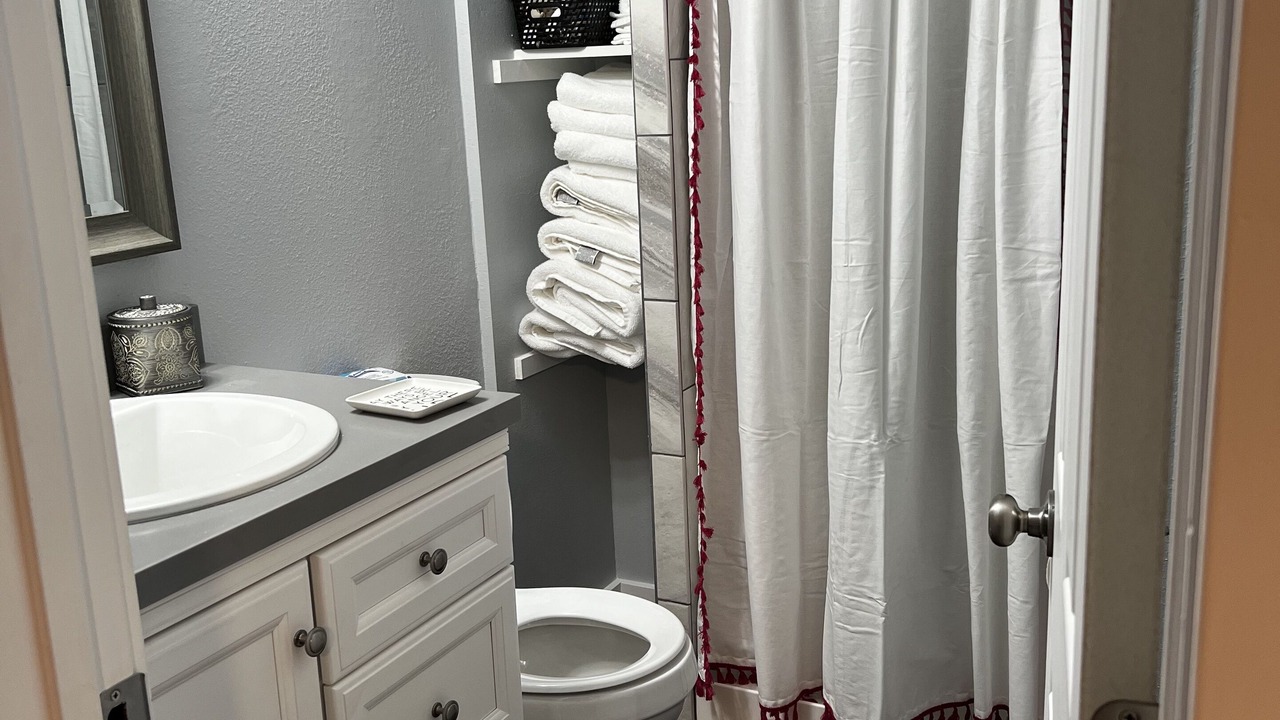 Photo of Bathroom in Carbondale