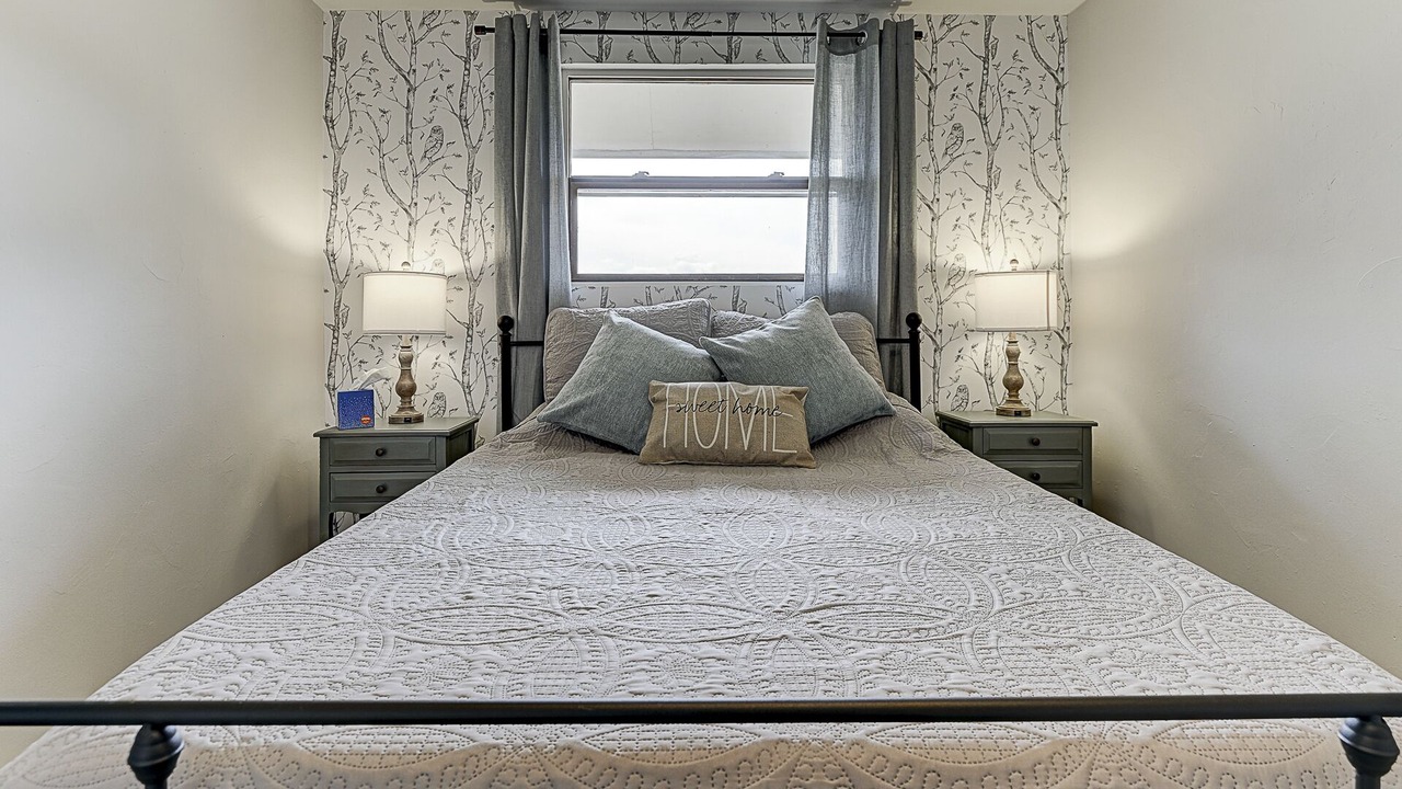 Photo of Bedroom in Victor