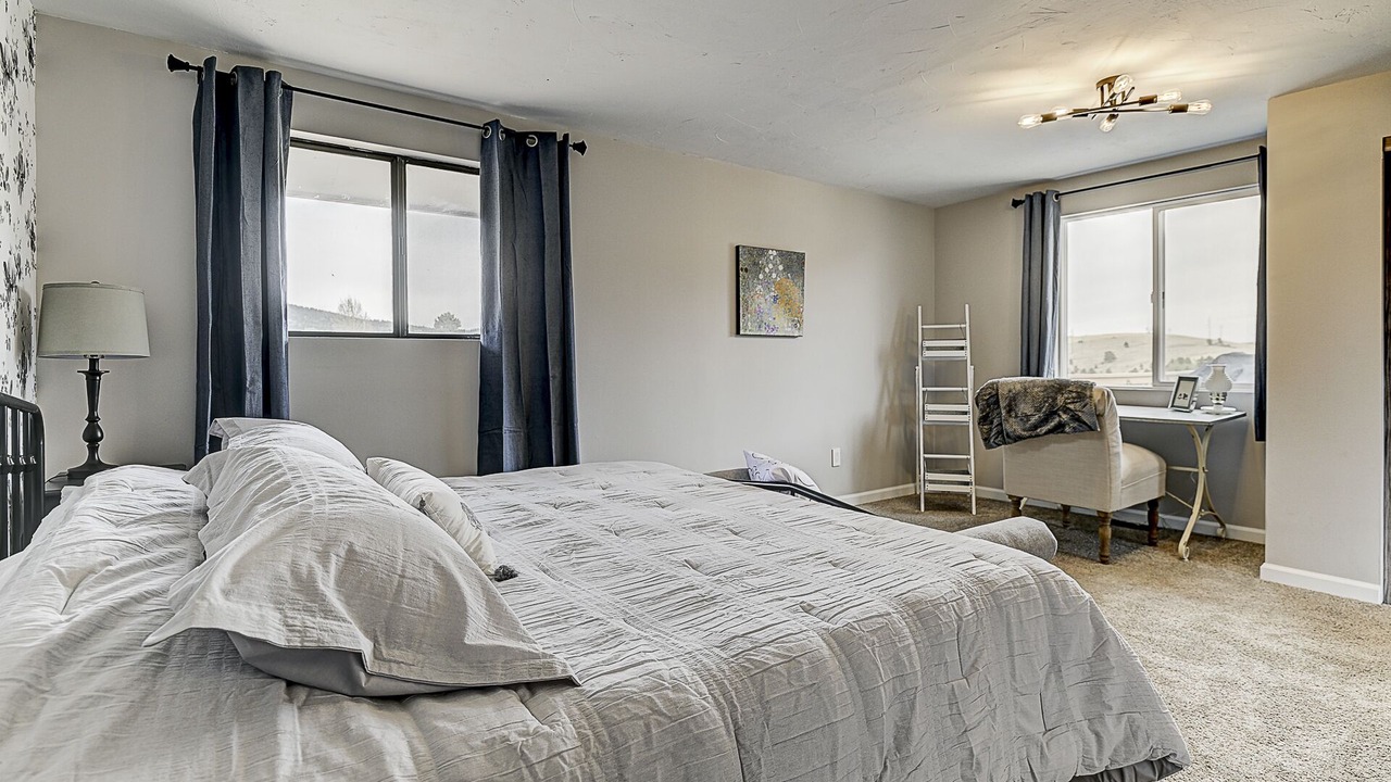 Photo of Bedroom in Victor