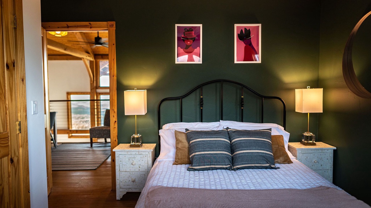 Photo of Bedroom in Glenwood Springs